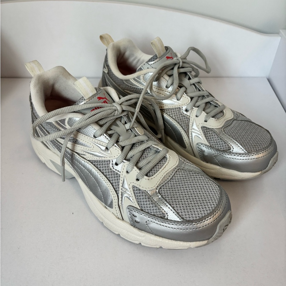 Puma Silver and Cream Sneakers